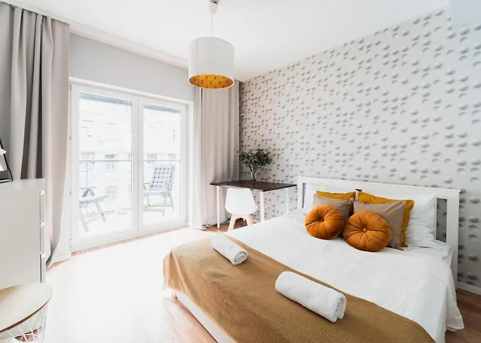 New Old Town - 3 - 7 People - Parking Place - Kosciuszki Street * Breslavia